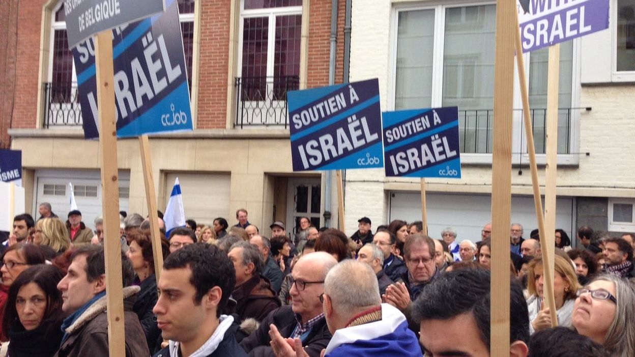 Manifestation devant l'ambassade d'Israël