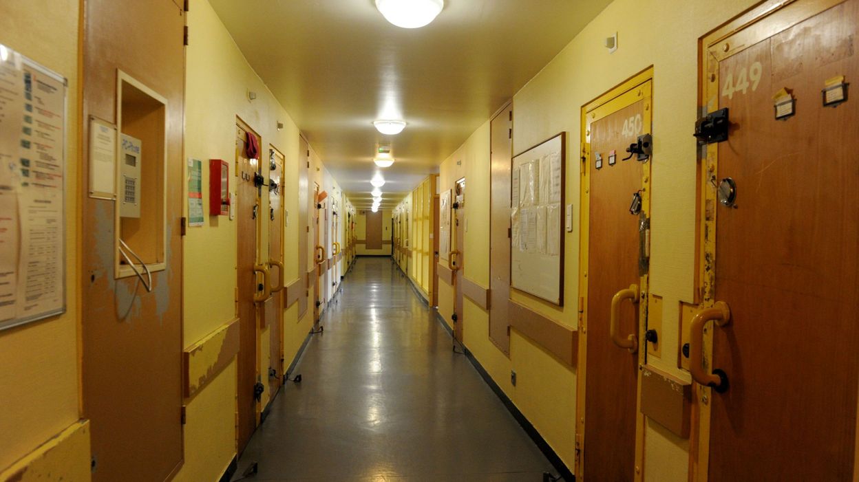Mutinerie dans une prison canadienne: un mort, huit blessés